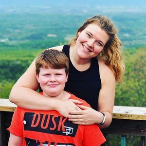 Meet your Posher, Lauren